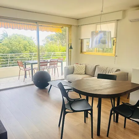 Croix Des Gardes Apartment *